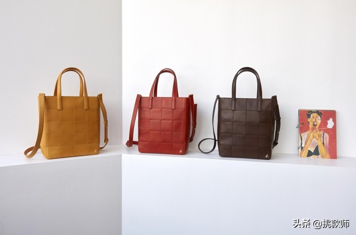 2021年最火秋冬款水桶包,2022新款中高端轻奢水桶包