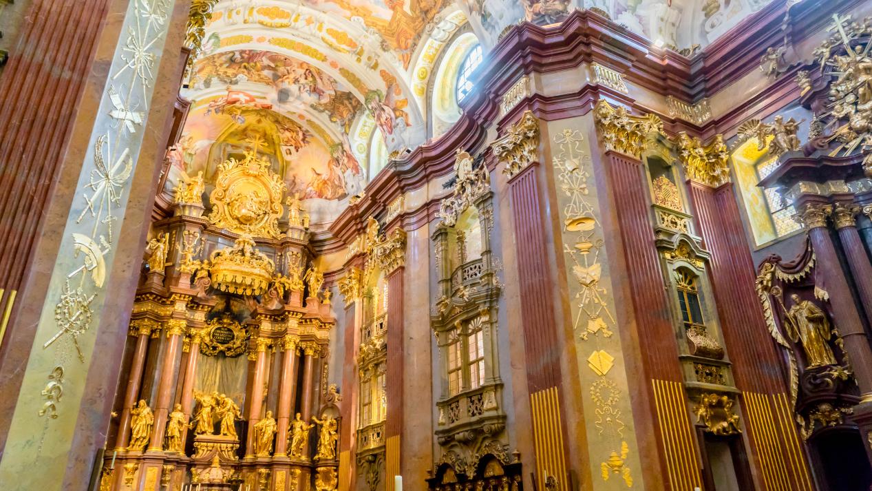 最美十大修道院,世界著名修道院合集