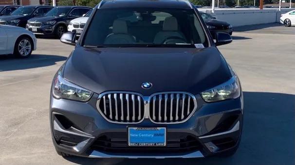 2022款宝马x1三缸油混,宝马x1最新1.5t三缸值得买吗