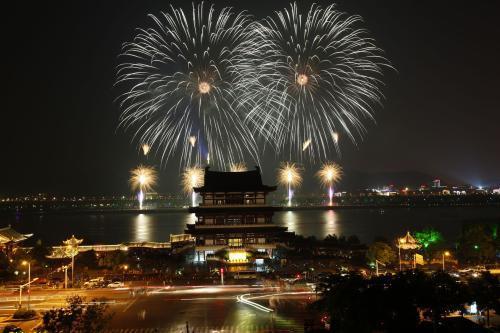 湖南长沙吃喝玩乐,长沙旅游攻略超全三天两晚
