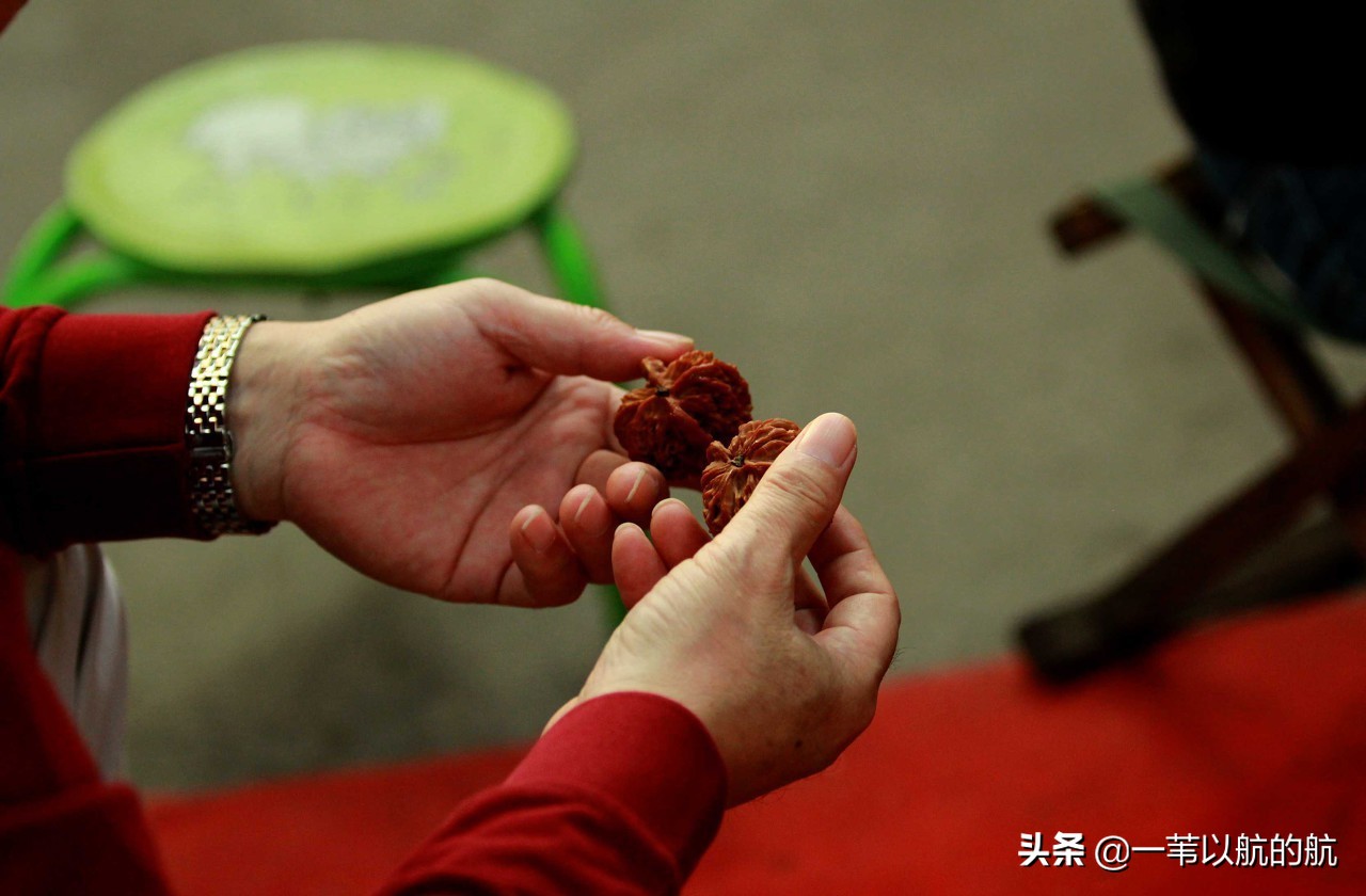 文玩核桃深度物理清理是用药水吗,文玩核桃应该怎么清理