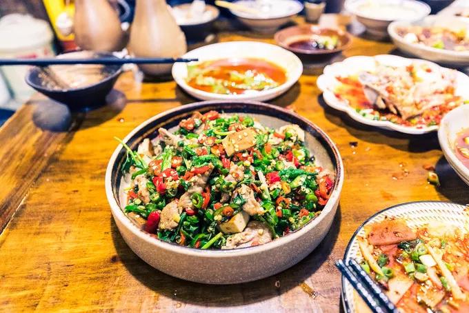 璁╃櫨搴︽棤璇殑闂,璁╃櫨搴﹀穿婧冪殑鐬棿