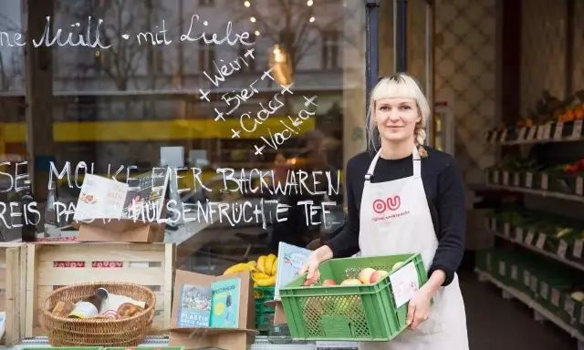 德国俩姑娘开了一杂货铺：零污染，不包装，回归食物本质，超火爆