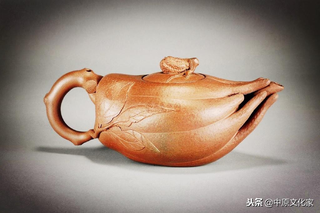 宣德红釉青花鱼藻纹梅瓶图片,单色精美瓷器