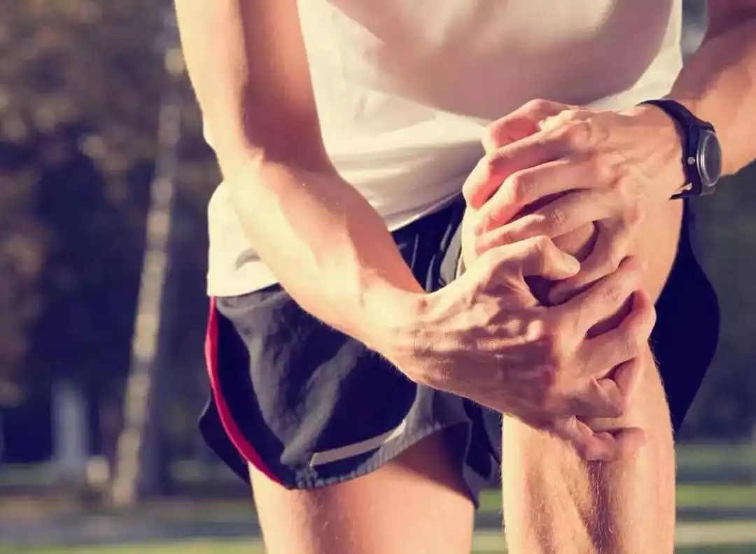 跑步一年脚为什么会变大,跑步小腿变粗了怎么细下来