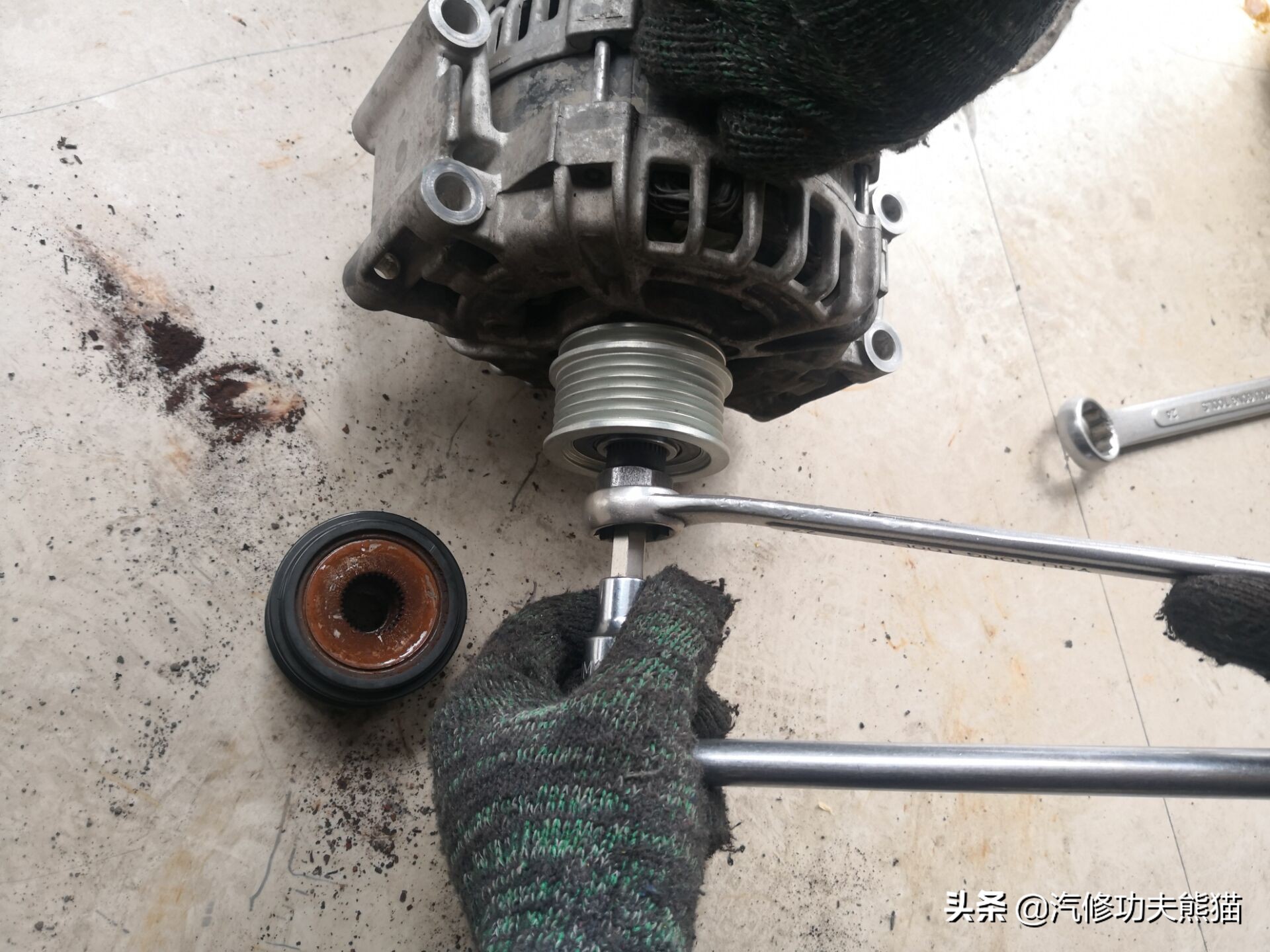 奥迪第三代ea888怎么还烧机油,奥迪的三代ea888烧机油吗