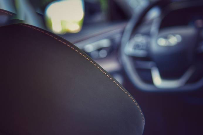 全新一代瑞虎8穿越剑门关,全新一代瑞虎8十万人百城公测