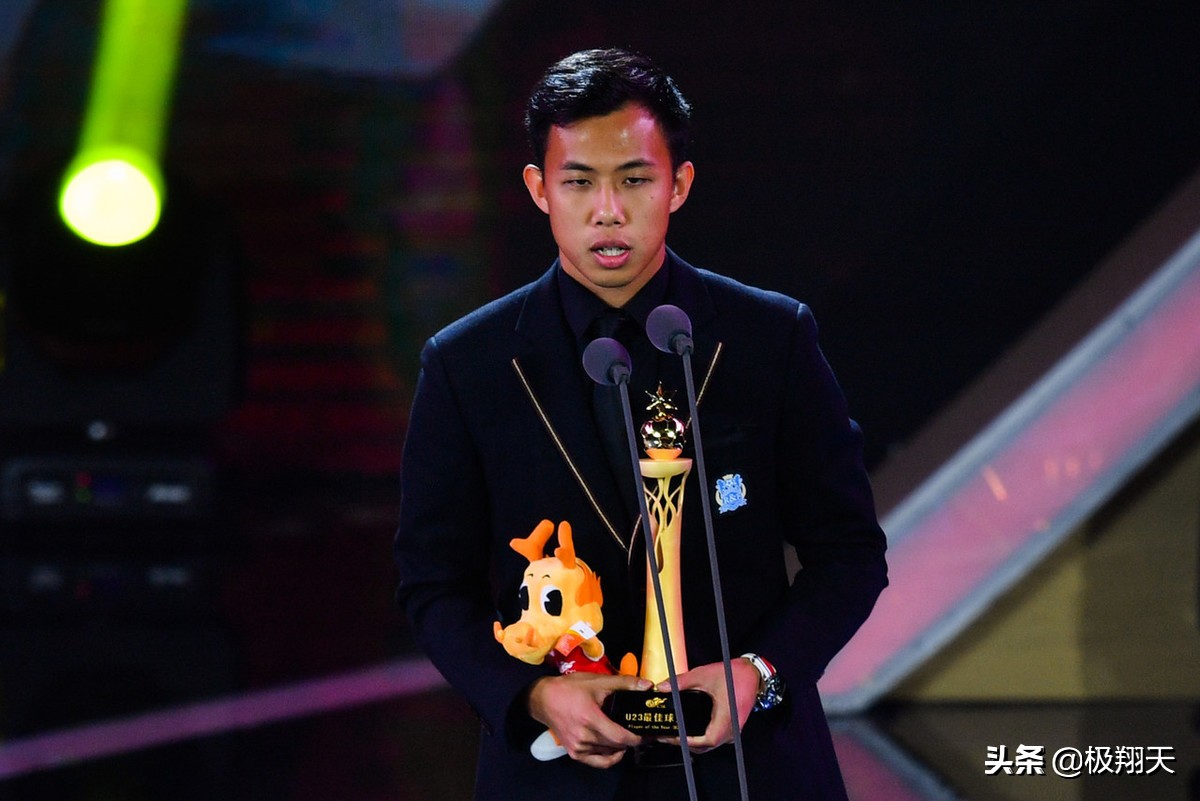 郝伟世界杯经典解说,中国队3-4负于日本队