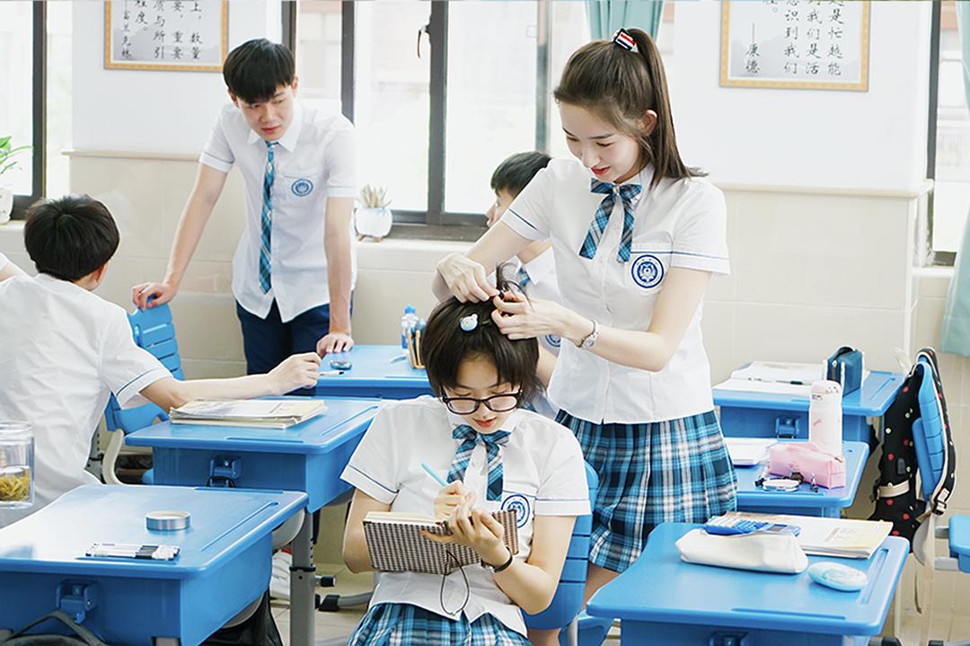 又好看又潮的中筒袜,适合夏天穿的中筒袜高颜值