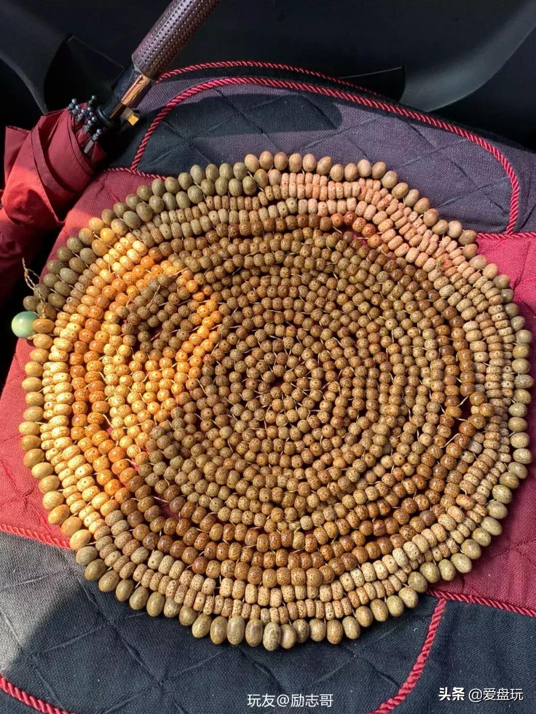 服了！玩手串，原来可以这么拉风