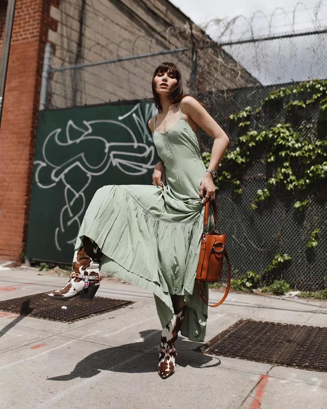 夏日就穿糖果色连衣裙，贼靓，回头率200%