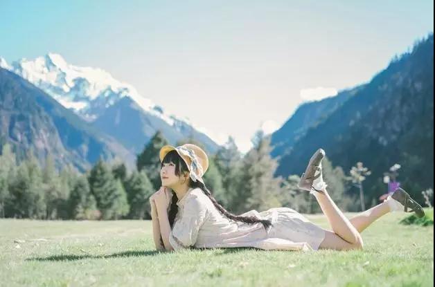 日本女生拍照pose大全,女生近照拍照pose大全