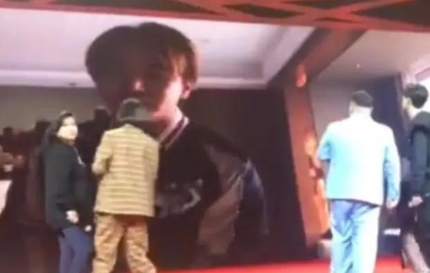 欧弟拜师郭德纲为什么没被捧红,郭德纲欧弟拜师仪式