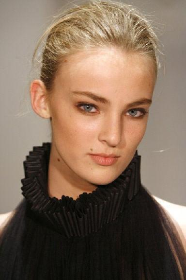 有痣的各个部位不好的痣详细图,各个部位有痣代表好看