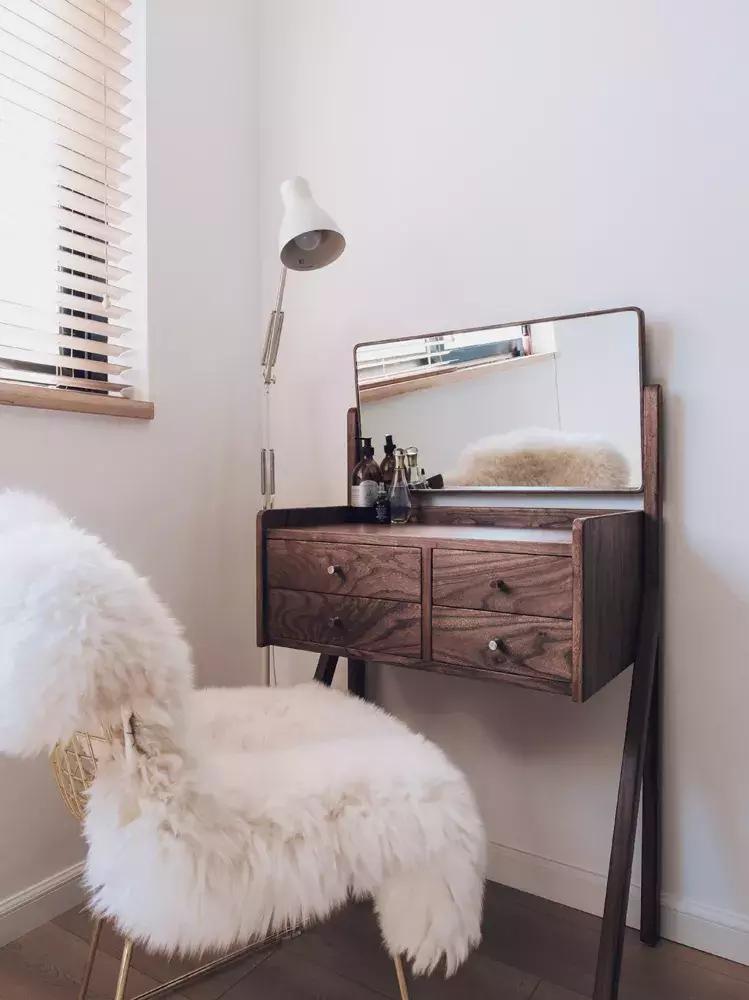 42平米一室一厅小户型巧妙设计,22平方主卧衣帽间内卫一体