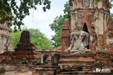 中国人的努力，在泰国历史上是出了名的！