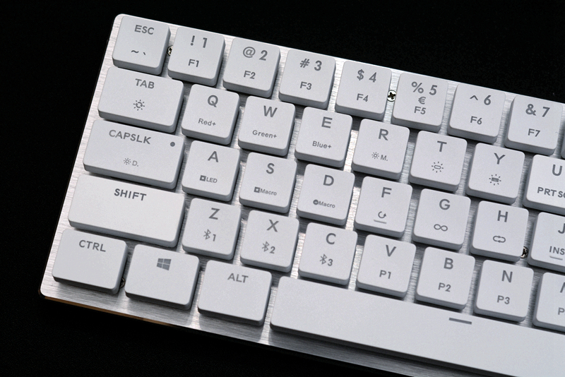 有一种键盘叫仅此一款,酷冷至尊SK621键盘,60%配列、Cherry矮轴