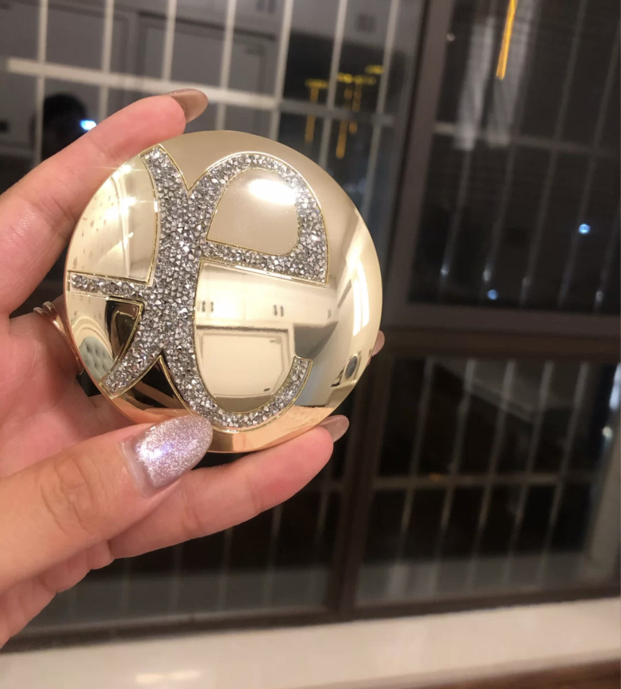 散粉中“最强王者”:E大饼有名,黛珂干口碑高,Nars更好