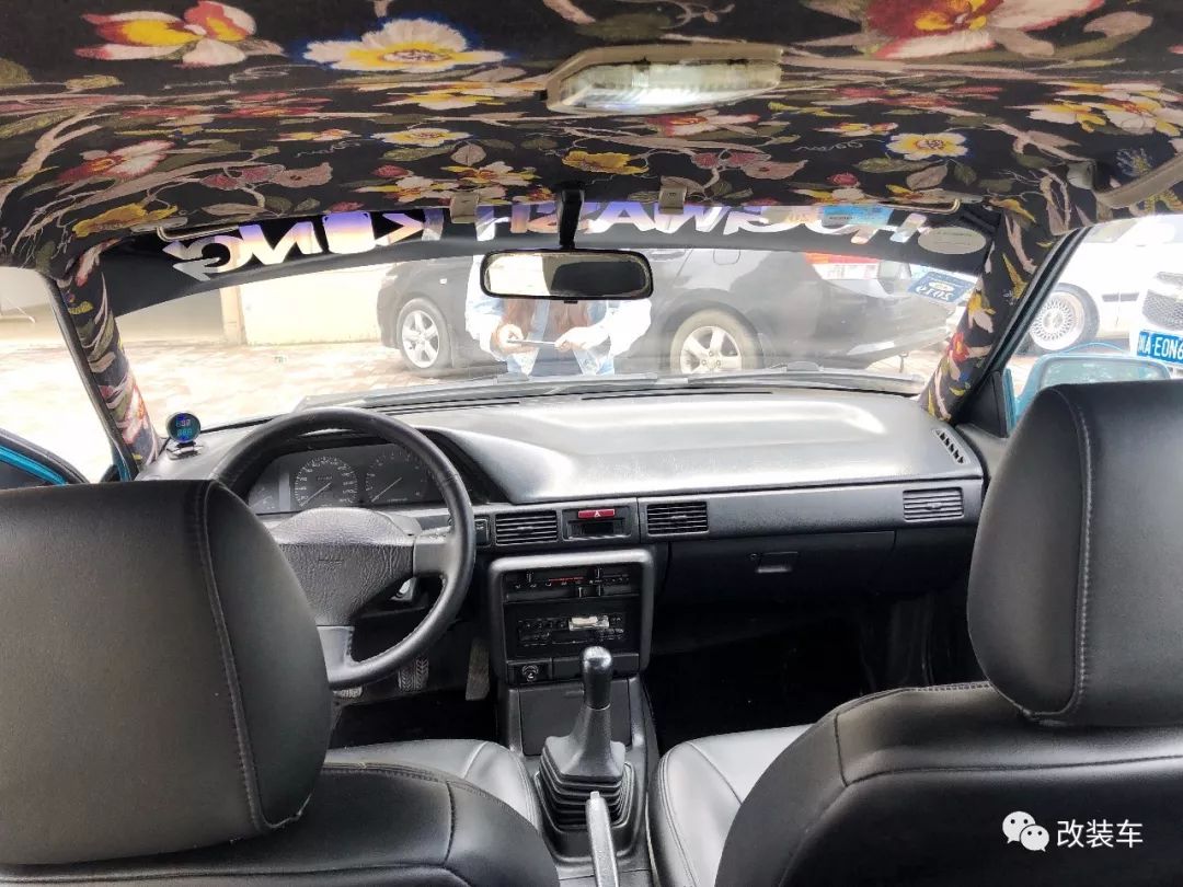 六代马自达323,第六代马自达323