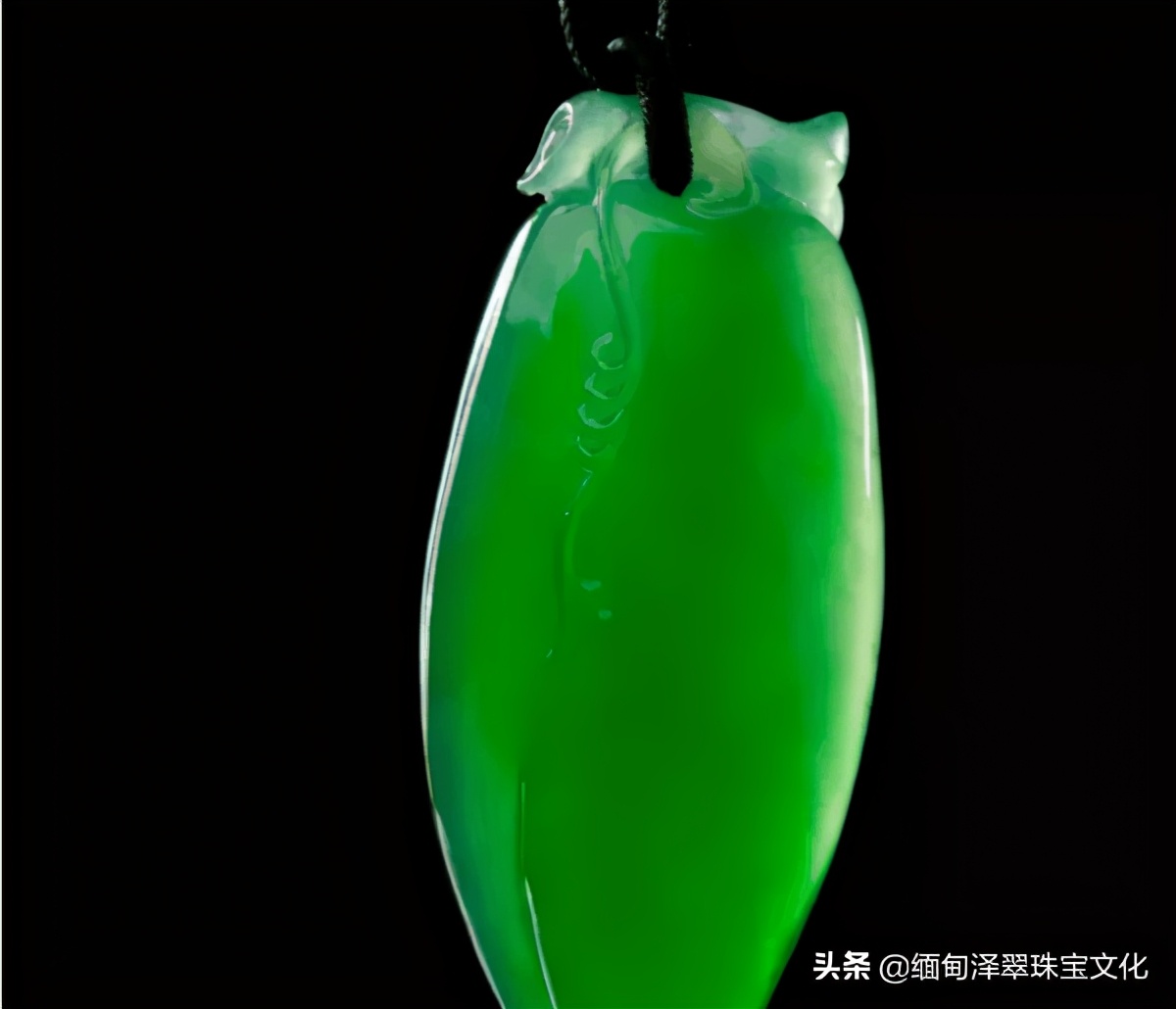 翡翠颜色的细节分类详解,翡翠帝王绿玉髓图片大全