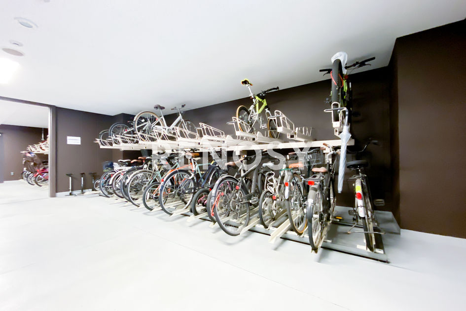 坐拥六本木都市核心，尽享时尚便利生活