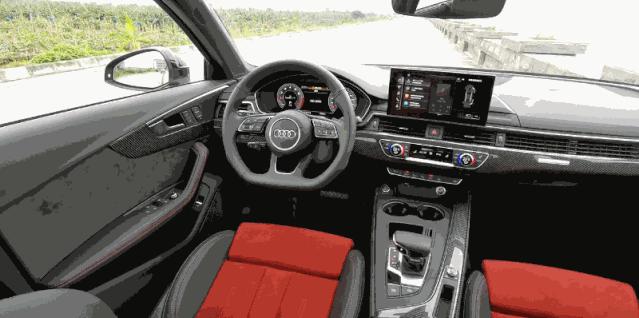 奥迪a4l原车带bo音响吗,奥迪a4l开着有高级感吗