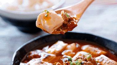 中国小有名气的酱，郫县豆瓣酱为何能被大众所喜爱？川菜不能没它