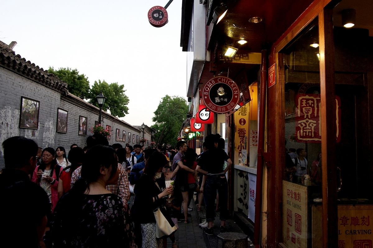 国内十条著名小吃街你都去吃过吗,这才是本地人经常去的正宗小吃街