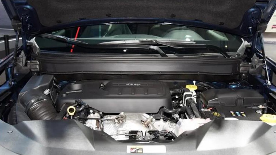 2020款jeep自由光降价4万,jeep自由光1.4油耗多少