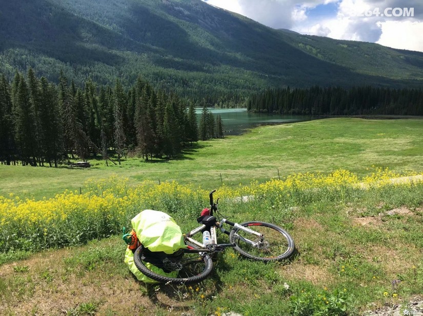 北疆骑行最佳路线一周,骑行伊犁独库公路详细攻略