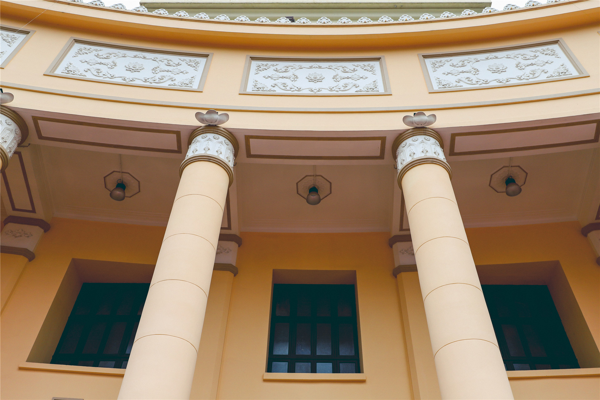 鏄嗘槑灏忓厠閲屽鏋楀鍦板潃,鍏嬮噷濮嗘灄瀹槸鑻忚仈鐨勫悧