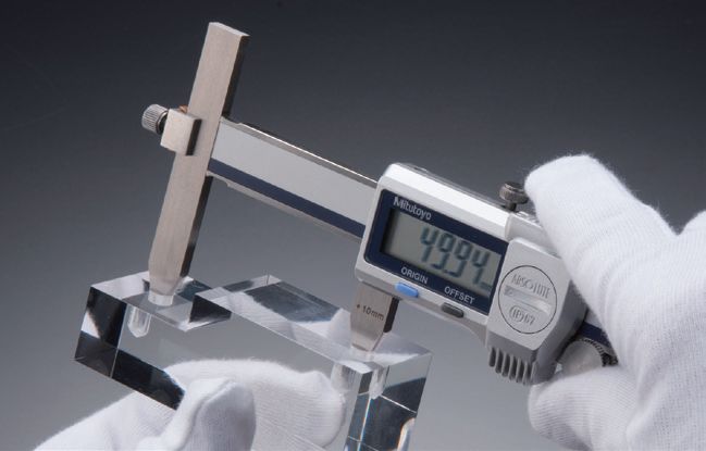 游标千分尺的使用方法视频教程,游标卡尺千分尺正确使用方法