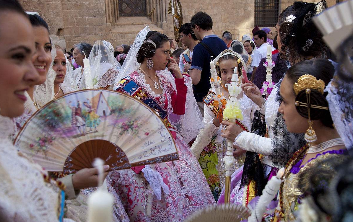 折扇起源于明清时代对吗,折扇是日本传的吗