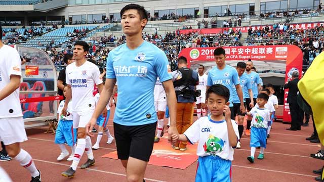 为中国足球喝彩加油,为草根足球加油