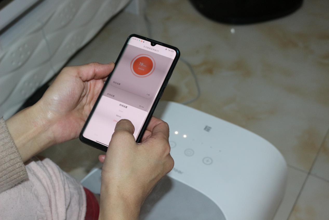 米家智能升降足浴器开箱视频,小米米家智能升降泡脚桶