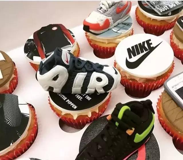 “这鞋要是假的我直播吃掉”这次就吃给你看！