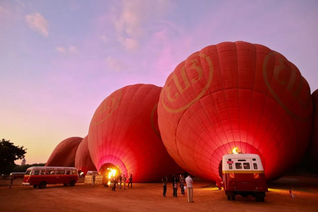 这个地方被称为“佛教之都”，随处可见寺庙，美出新高度