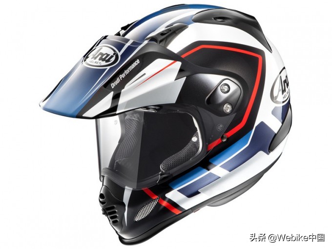 shoei与arai哪个好,shoei和arai外观颜值