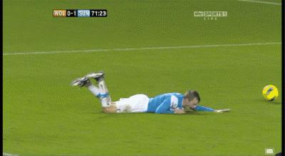 足球搞笑假摔集锦,足球场上的影帝们搞笑集锦