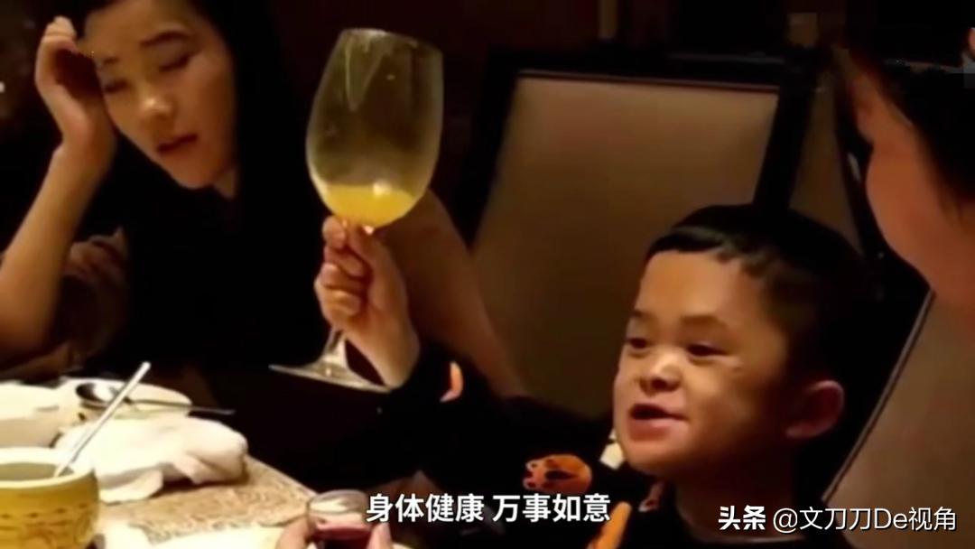 “小马云”被毁掉的背后，我终于明白穷人真正缺的是什么