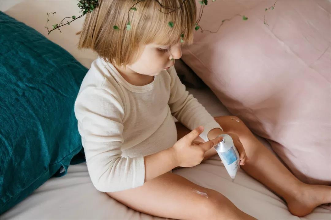 张嘉倪必买护肤品,张嘉倪新生儿洗护品