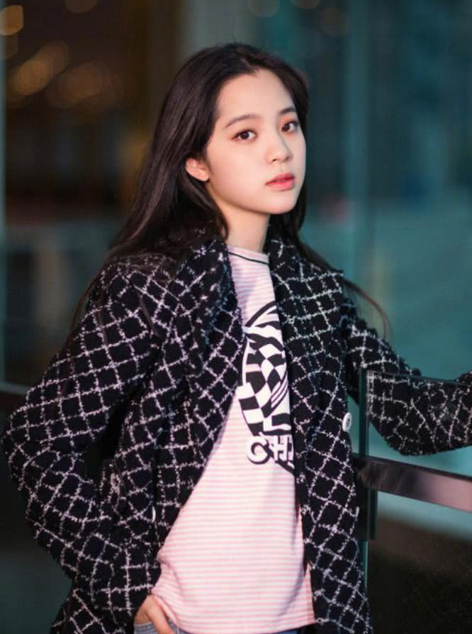 脸上有哪些特征比较好看,脸上有这几个特征显得好看