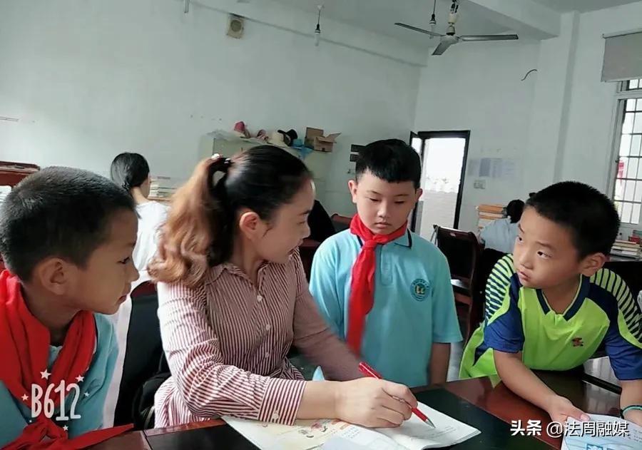 暖哭了！好老师可以有多好？看看武陵小学的他们就知道答案了……