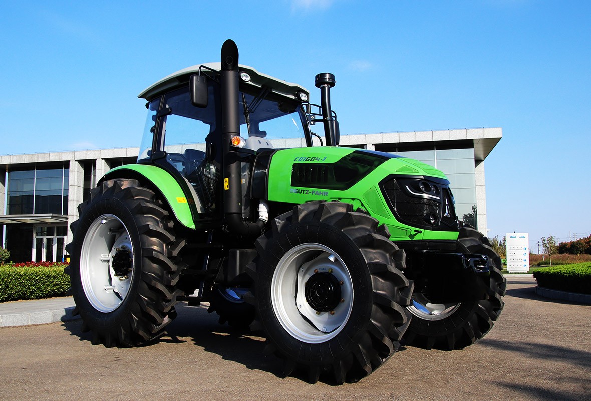 甘肃农用四驱拖拉机厂家报价,甘肃大马力拖拉机推荐报价