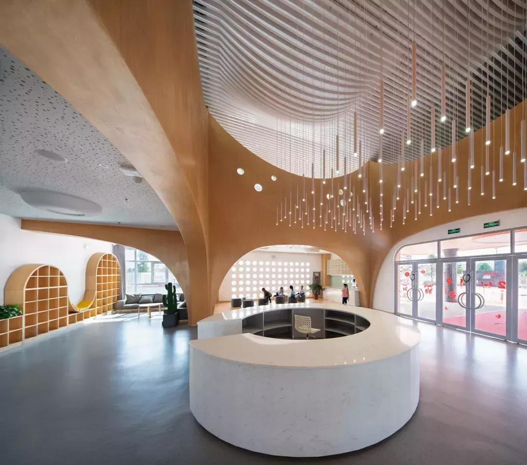 蒙自最有特色的幼儿园,最美棒棒糖幼儿园