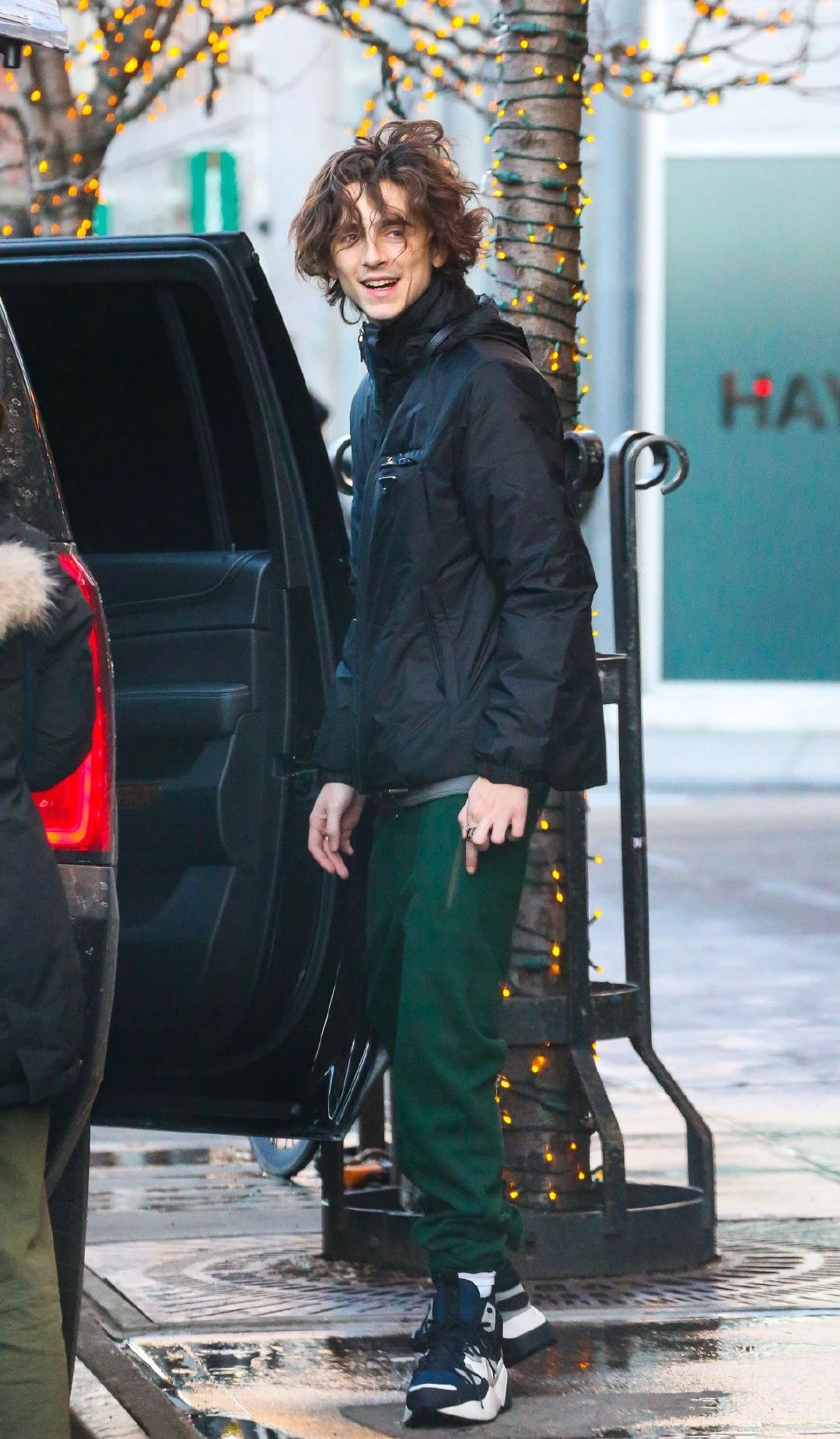 新晋全球首富,带货界最帅的男人