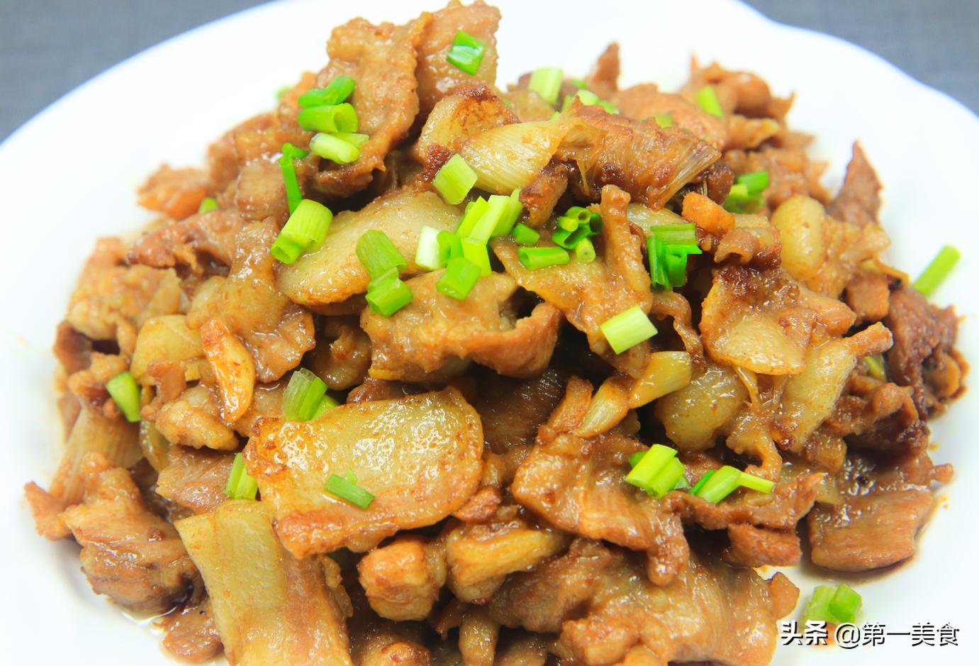 砂锅炒肉片怎么做好吃,肉片怎么做不柴又嫩