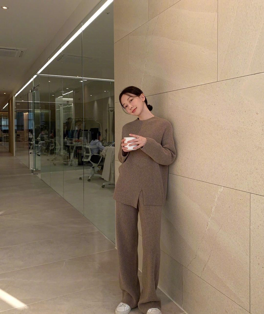 一款最流行的奶茶色,charlottetilbury奶茶色