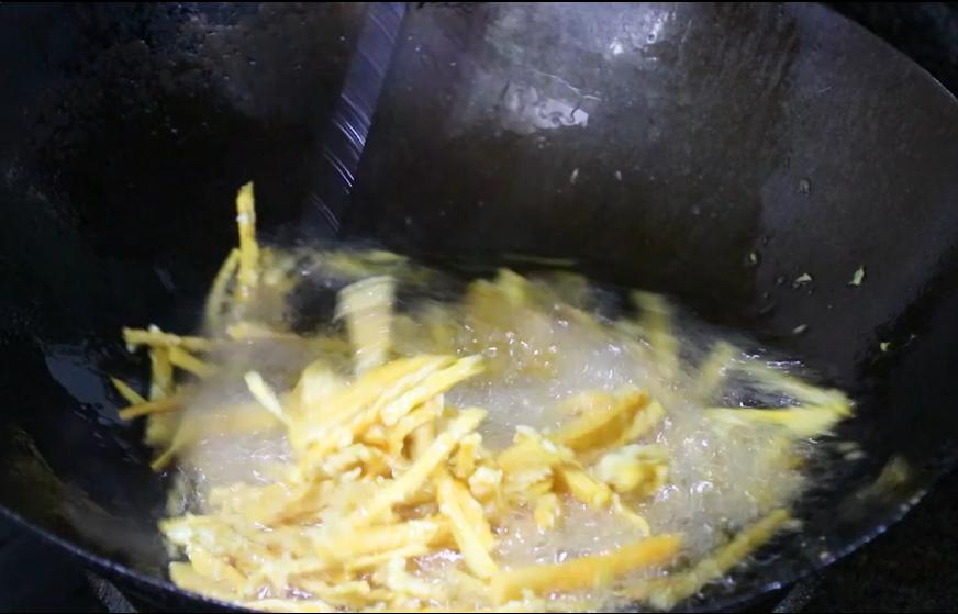 肯德基薯条汉堡鸡翅,肯德基小食拼盘鸡翅鸡块薯条