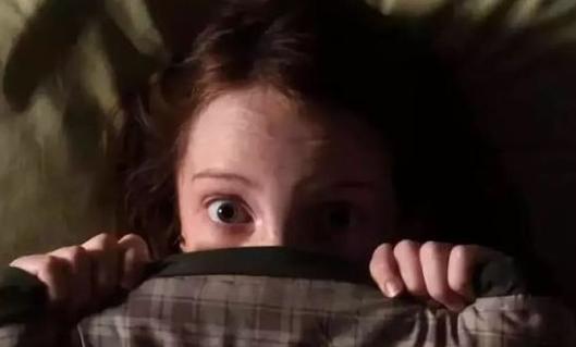 14岁孩子不敢出门怕见人怎么办,带孩子走夜路注意什么